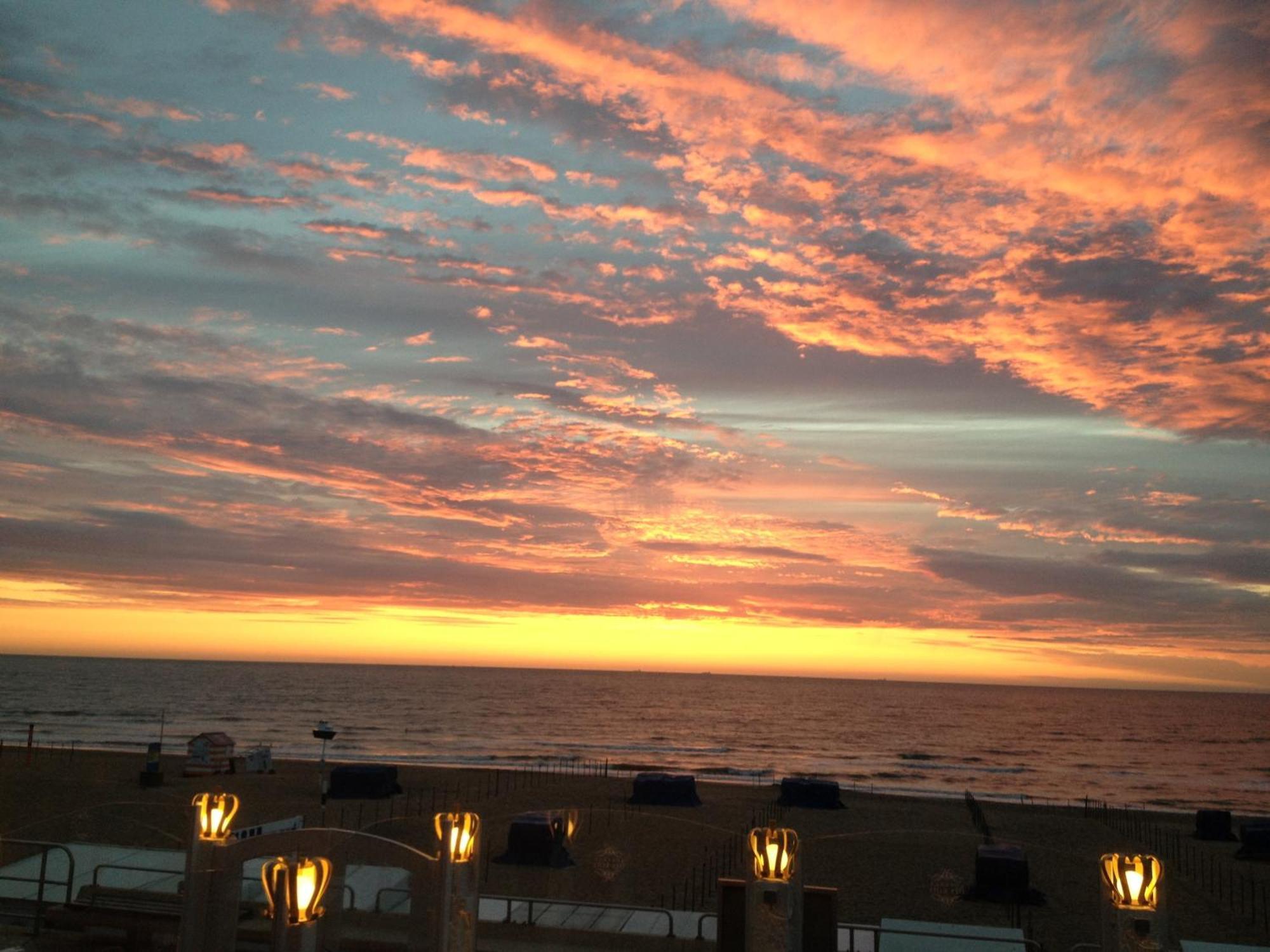 Beach Hotel เดอฮาน ภายนอก รูปภาพ